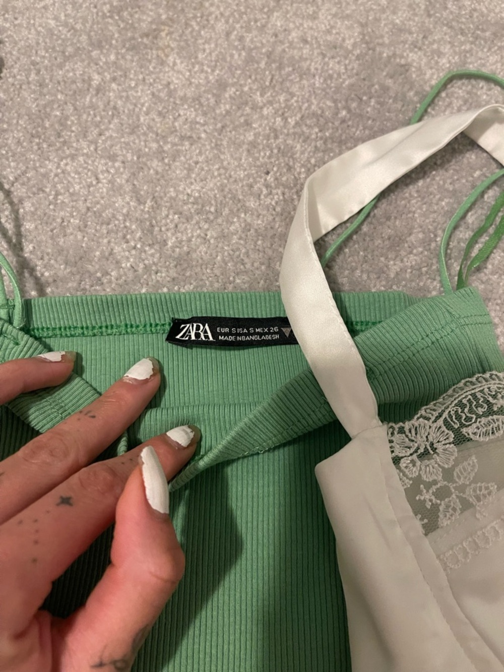 Tops Bundle - Picture 5 of 8